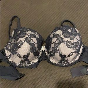 Victoria’s Secret Body By Victoria Lined Demi 38C
